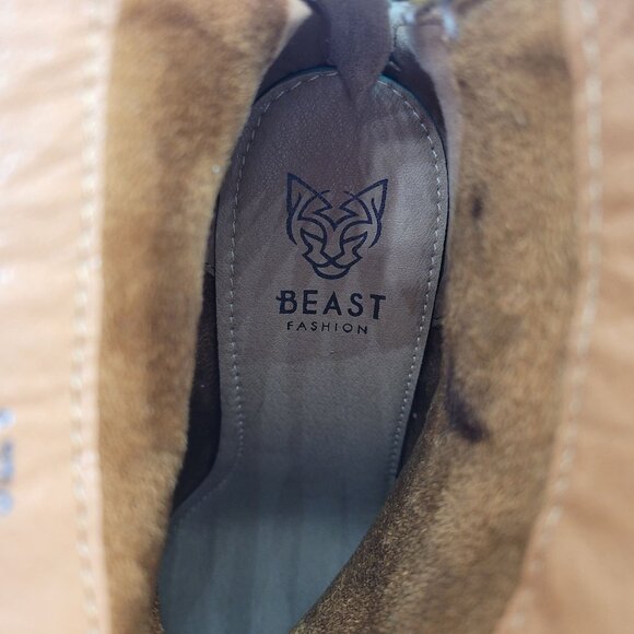 NWOB Beast Fashion Tassel Zipper Faux Suede Tan Heel Booties from Buckle Size 6 - Picture 7 of 8